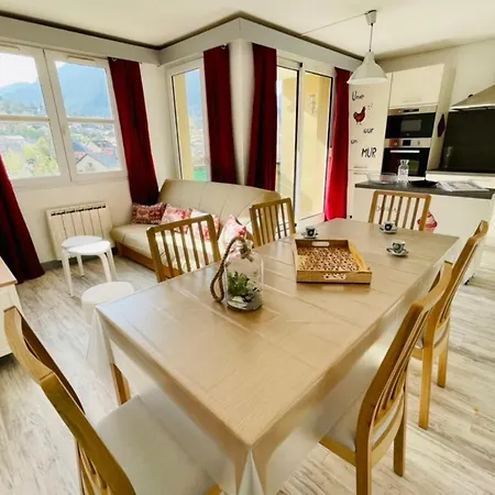 Bright 50 M With Balcony And View On The Valley Briancon  Exterior photo